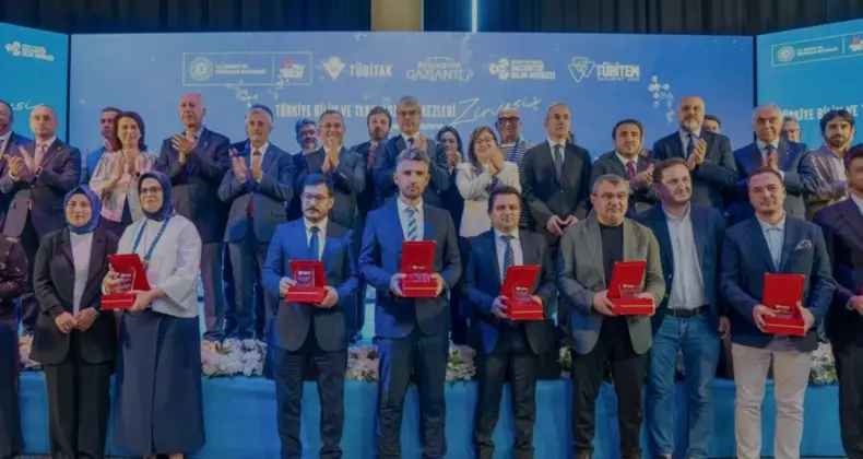 5 TÜBİTEM Zirvesi Gaziantep Müzeyyen Erkul Bilim Merkezinde Toplandı