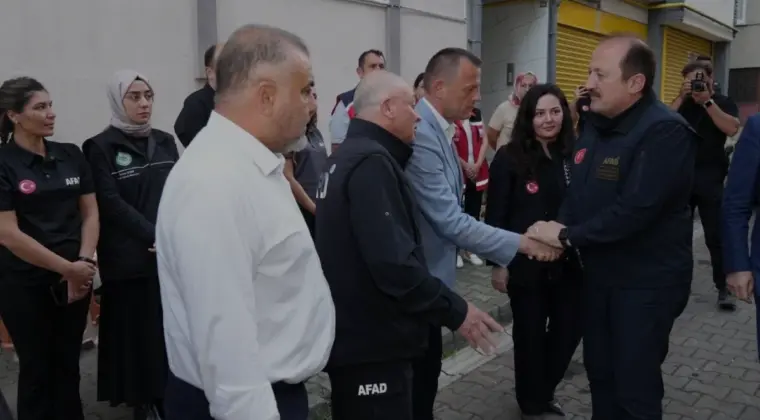 AFAD Başkanı Pehlivan Giresun Sel Felaketinde Hayatını Kaybedenlerin Ailesini Ziyaret Etti