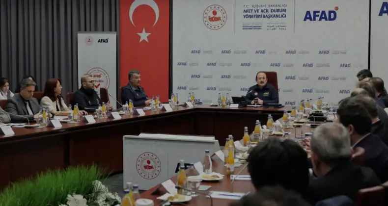 Afet Sağlık Ekibi Ulusal Akreditasyon Kılavuzu Çalıştayı Yapıldı