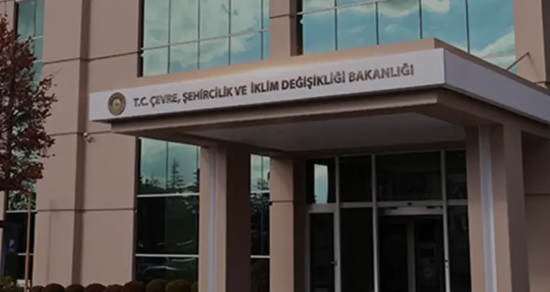 Afyonkarahisar yoluna dökülen boya için iki firmaya büyük ceza
