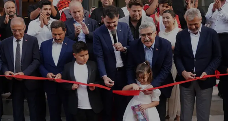 Bakan Murat Kurum Hatayda Esnaf ve Yerel Yönetimlerle Bir Araya Geldi
