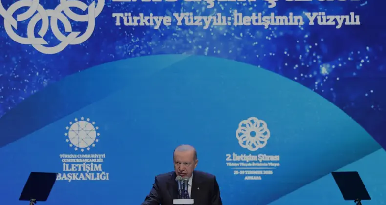 Cumhurbaşkanı Erdoğan Dezenformasyonla Mücadeleyi Millî Güvenlik Meselesi Olarak Tanımladı