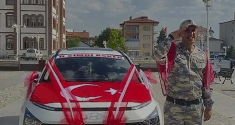 Sivas Şarkışlada Engelli Yusuf Ceyhan İçin Temsili Asker Eğlencesi