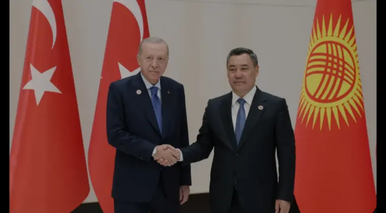 Cumhurbaşkanı Erdoğan Bişkek temasları kapsamında Caparov ile görüştü
