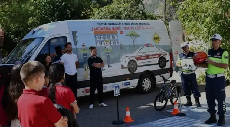 Köyceğiz’de Jandarma Ekiplerinden Öğrencilere Trafik Eğitimi