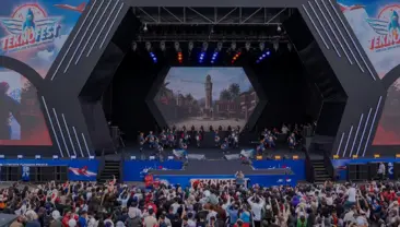 Bakan Murat Kurum TEKNOFEST Güneydoğu stantlarını ziyaret etti