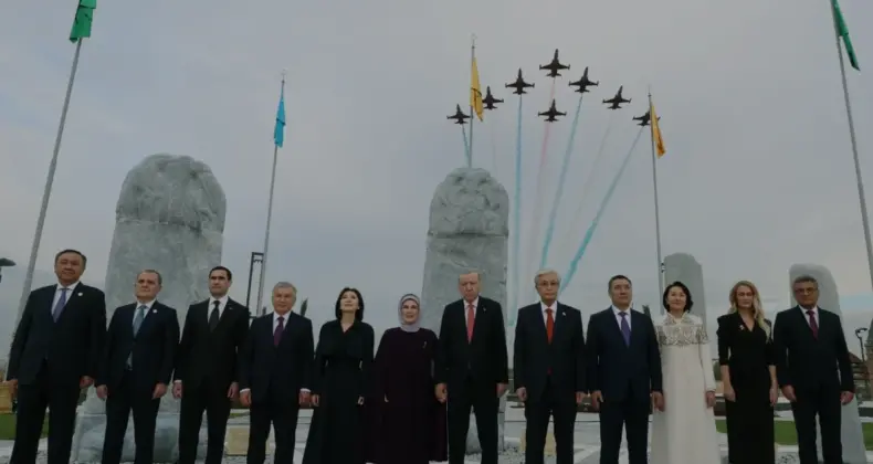 Cumhurbaşkanı Erdoğan Türk Devletleri Medeniyet Parkı açılışını yaptı