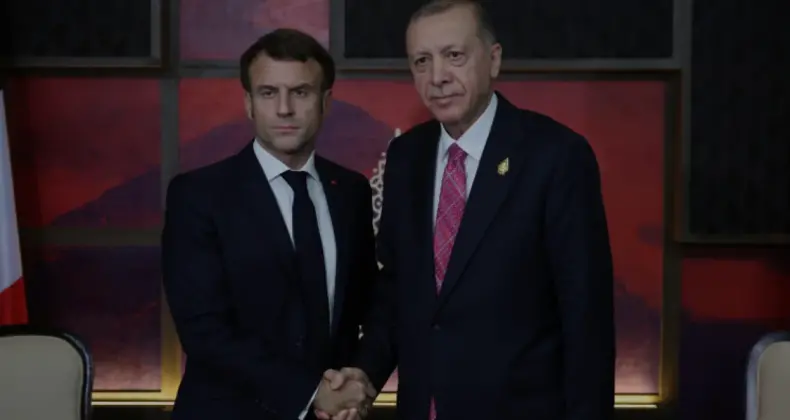 Cumhurbaşkanı Erdoğan ve Macron arasında kritik telefon görüşmesi