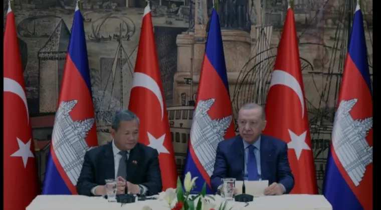 Erdoğan ve Manet İstanbulda Bir Araya Geldi
