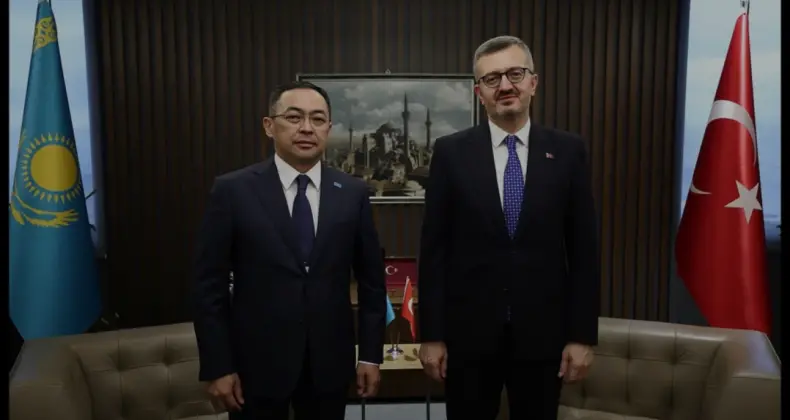 İletişim Başkanı Duran ve Kazakistanlı Bakan Kırıkbayev Bir Araya Geldi